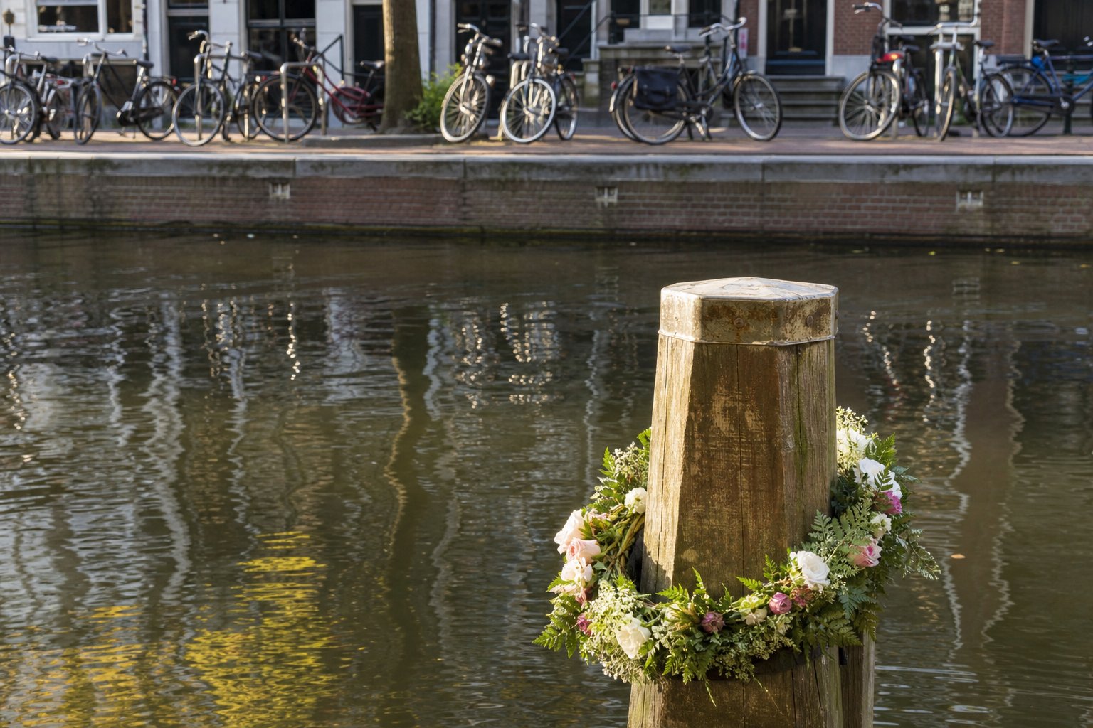 Essentially Amsterdam newsletter, August 10, 2026: heatwave forecast, Thomas Beijer at Concertgebouw, outdoor workouts on De Boelelaan